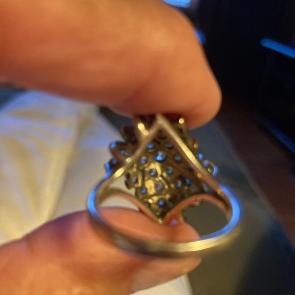 Vintage CZ Ring, Marked 925. Size 7.5 - Picture 7 of 12